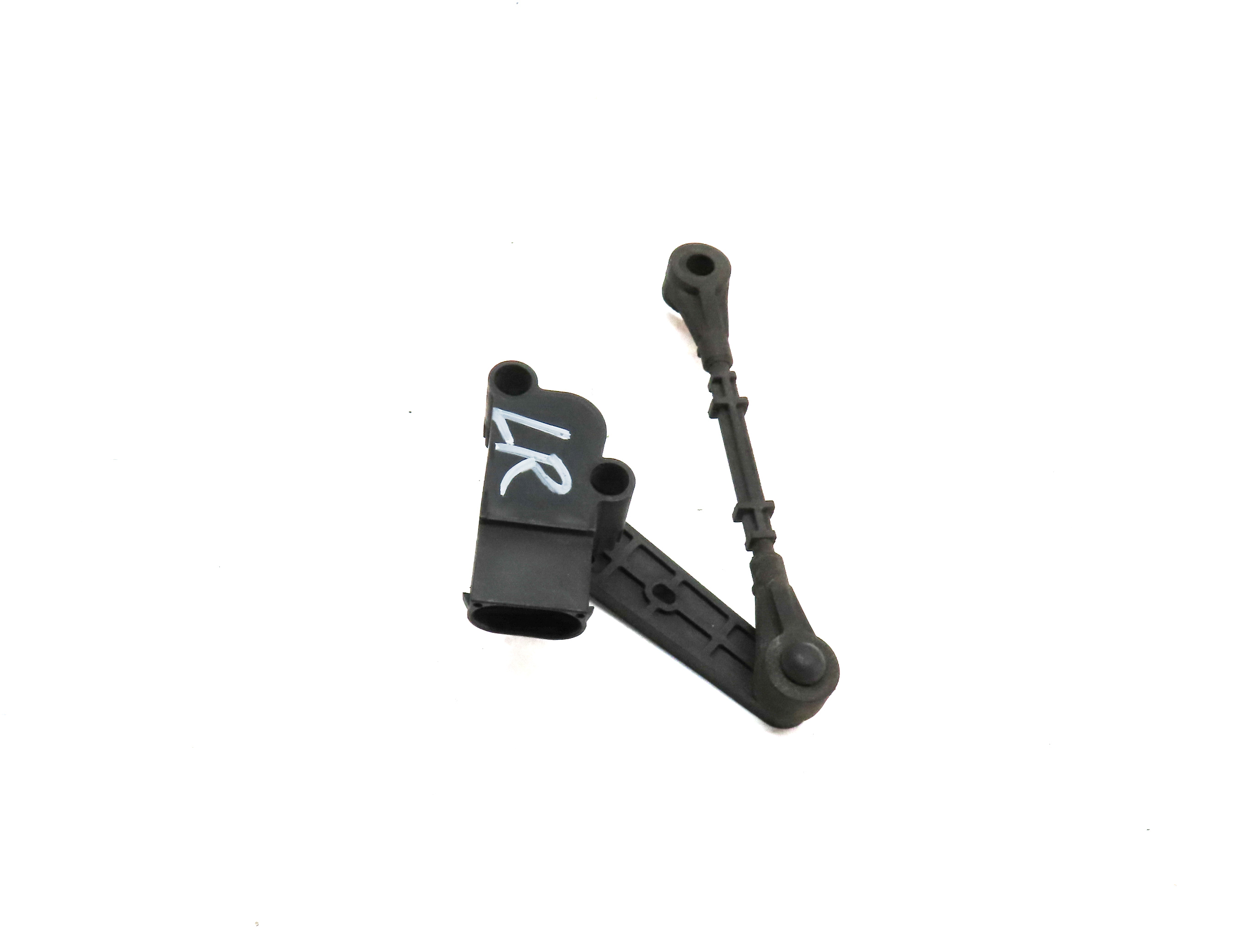 2015 LAND RANGE ROVER SPORT (L494) REAR LEFT SUSPENSION HEIGHT LEVEL SENSOR — exact item pictured